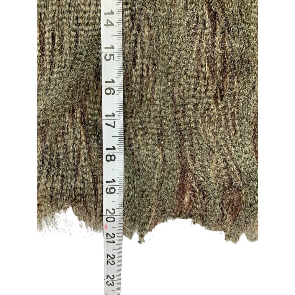 Charlotte Russe Women's Fuzzy Vest - Picture 4 of 4